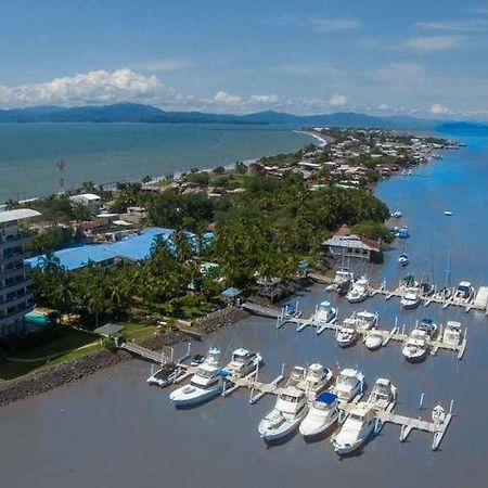 Puerto Azul Hotel Y Club Nautico Chacarita Экстерьер фото