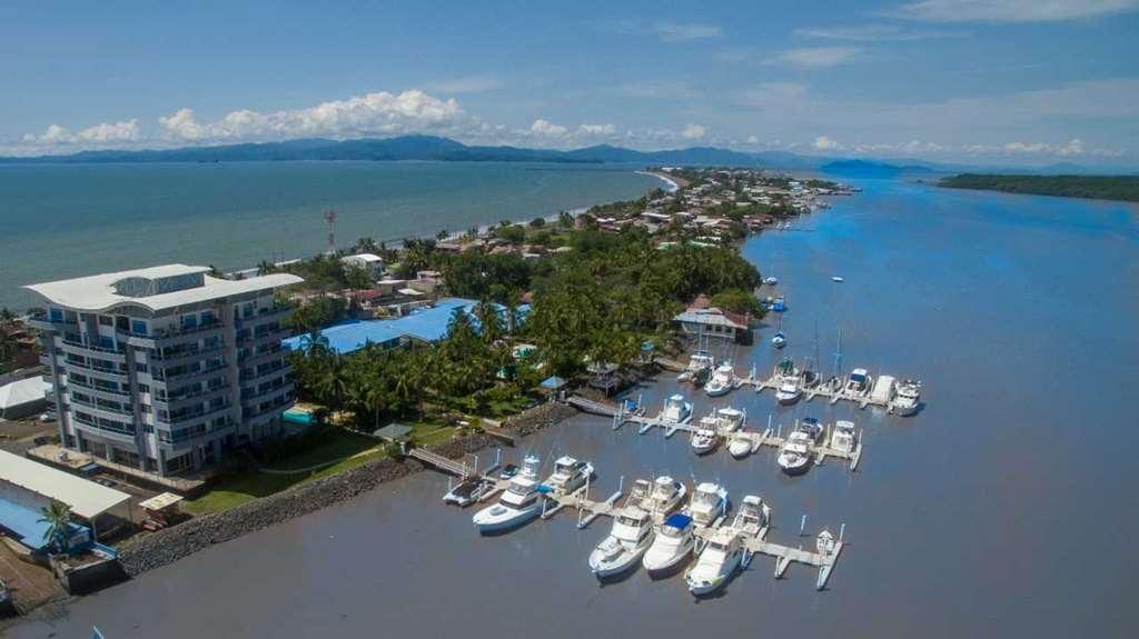 Puerto Azul Hotel Y Club Nautico Chacarita Экстерьер фото